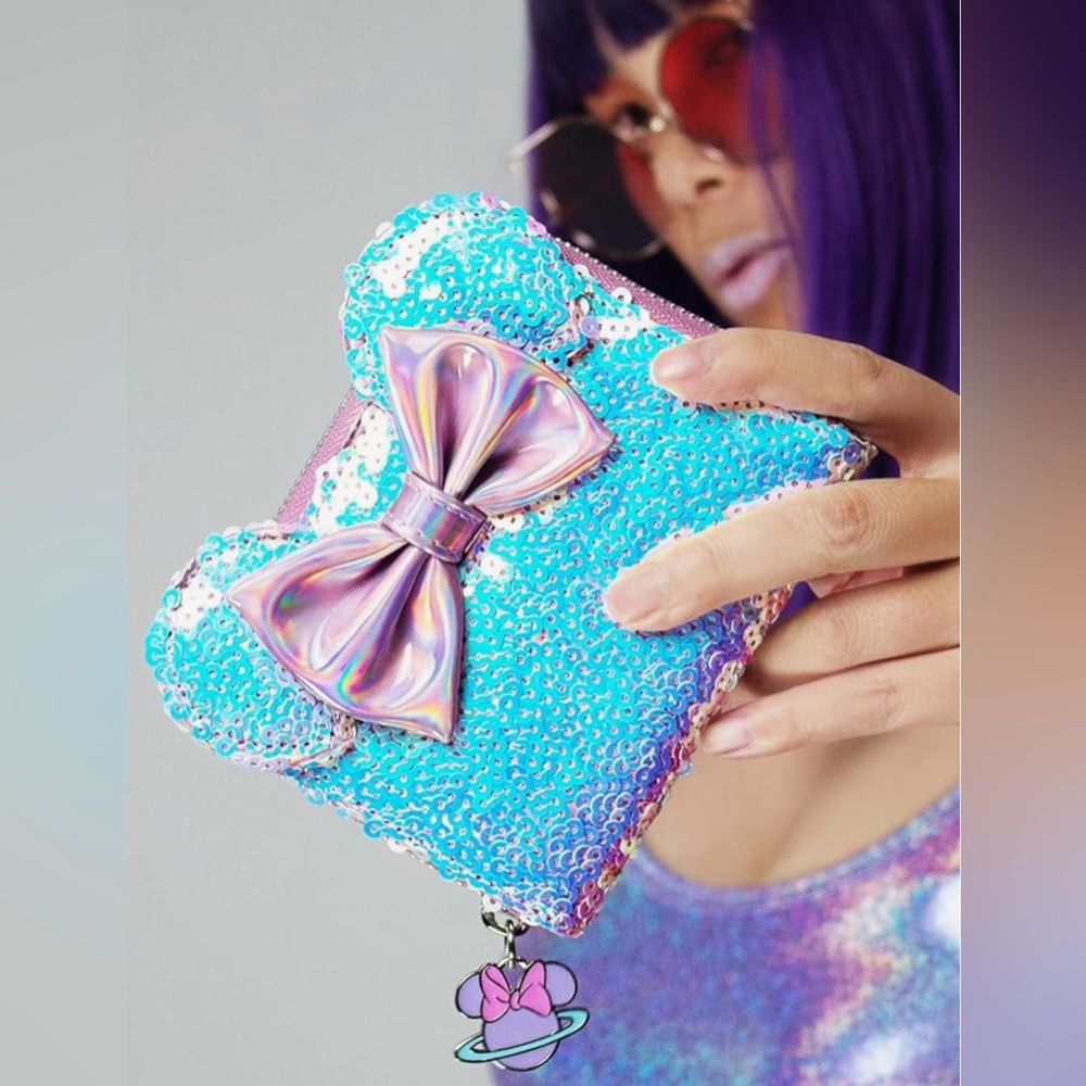 LASR Exclusive Disney Holographic Sequin Loungefly Wallet - Picture 1 of 5